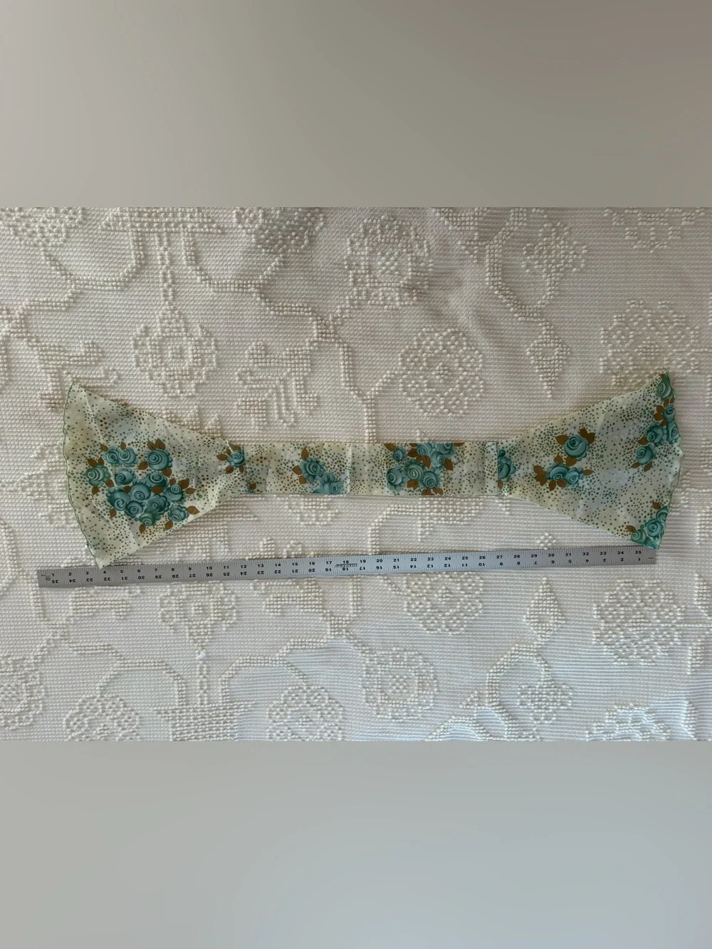 Vintage Ladies Elegant Floral Cream Neck Scarf with Teal Roses